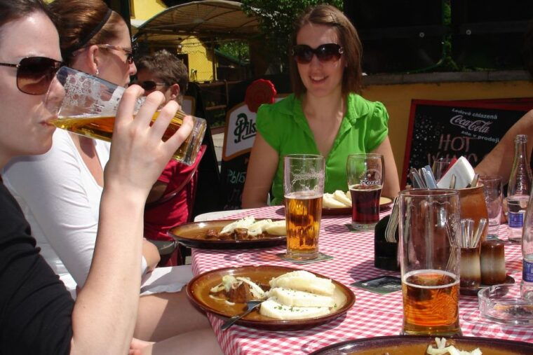 countryside-bike-tour-from-prague-to-karlstejn-castle