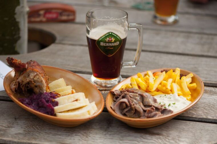 countryside-bike-tour-from-prague-to-karlstejn-castle