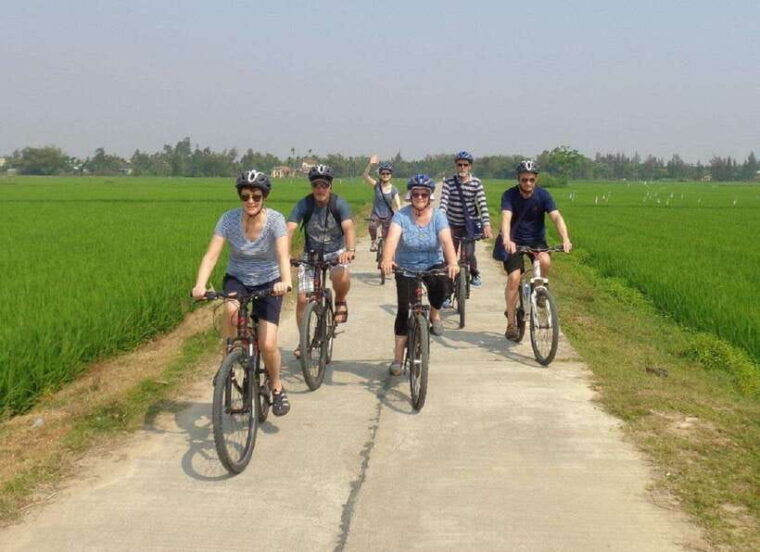 countryside-biking-farming-market-cooking-class-in-hoi-an-3