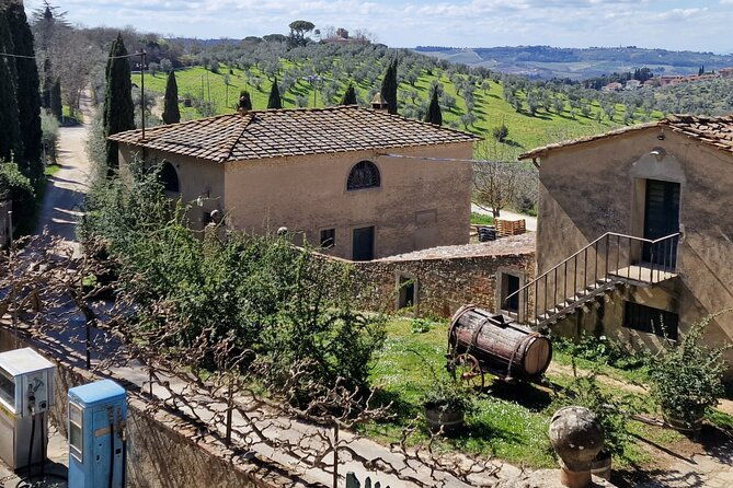 countryside-pick-up-for-chianti-private-wine-tours-limo-service