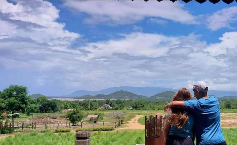 countryside-tour-pepper-salt-fields-cave-and-secret-lake