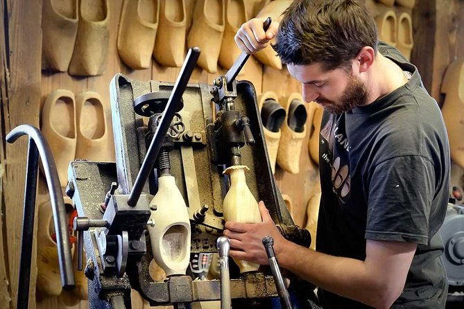 countryside-tour-zaanse-chances-windmills-museum-and-volendam