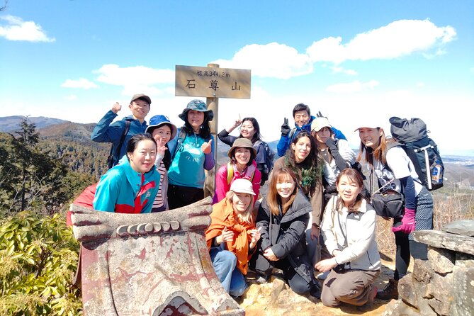countryside-walking-mountain-hiking-in-organic-town-near-tokyo