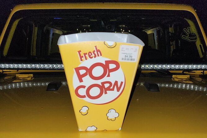 couples-date-night-movies-in-the-mountains