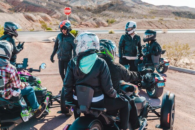 couples-private-guided-tour-on-a-canam-trike