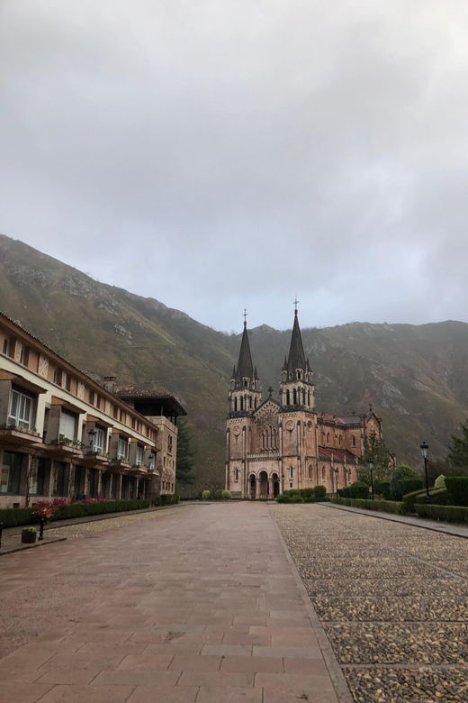 covadonga-and-historic-centers-of-cangas-de-onis-and-lastres