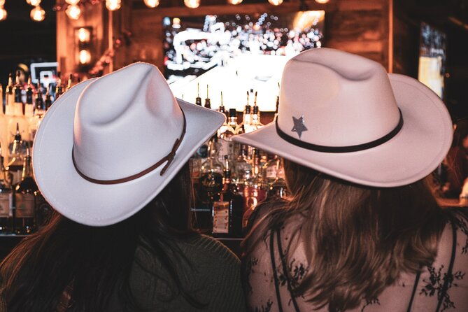 cowboy-pub-crawl-cowboy-hats-trivia-drinks-line-dancing-bulls