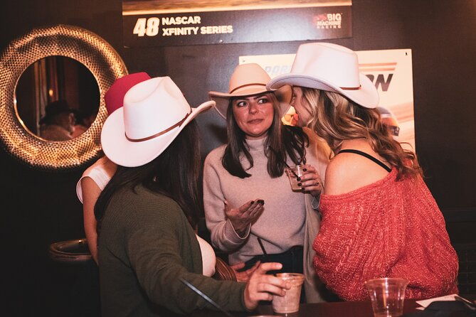 cowboy-pub-crawl-cowboy-hats-trivia-drinks-line-dancing-bulls