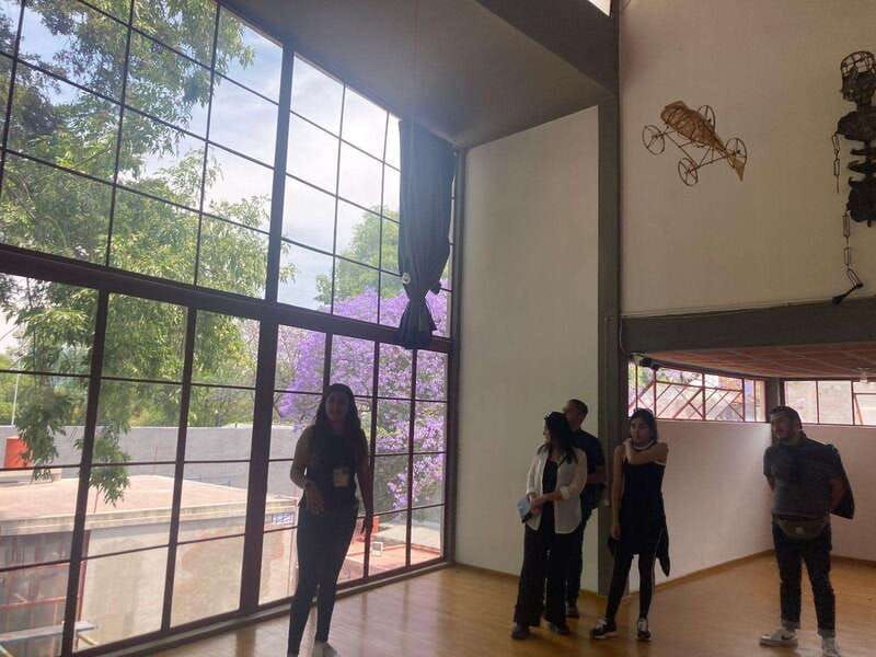 coyoacan-frida-kahlo-steps-in-coyoacan-and-san-angel-cdmx