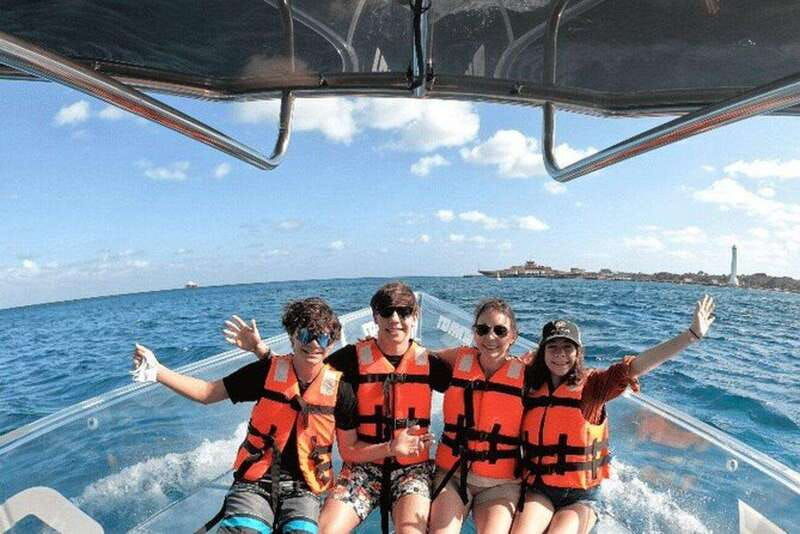 cozumel-clearboat-in-cozumel-snorkel-refreshments