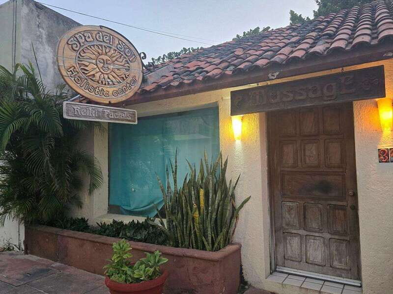 Cozumel: Complete Harmonious Skin Care - Who Conducts the Treatments?