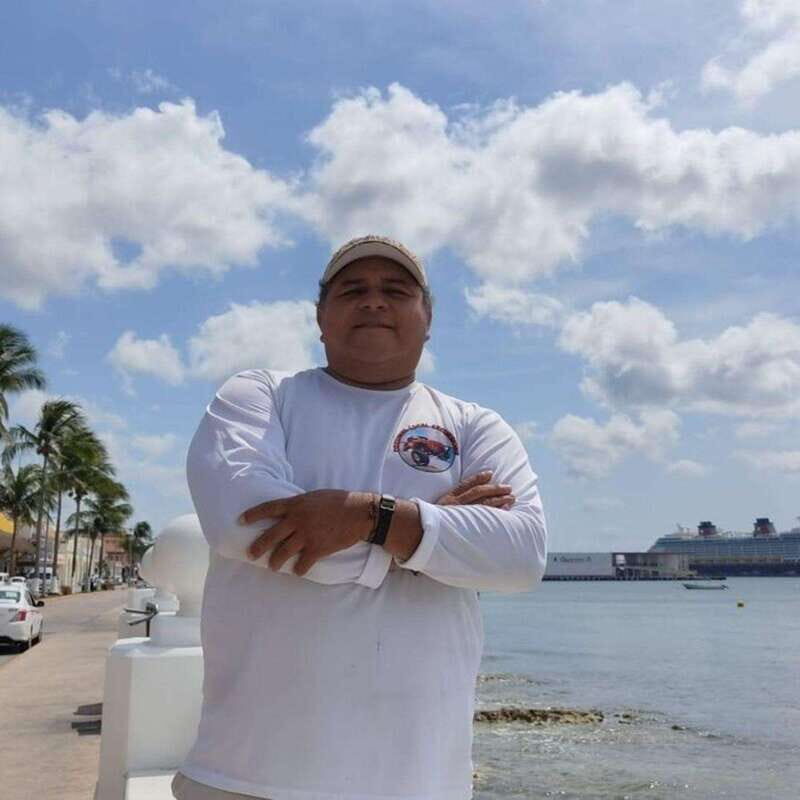 Cozumel: East Side Bar Hop With Lunch - Key Points