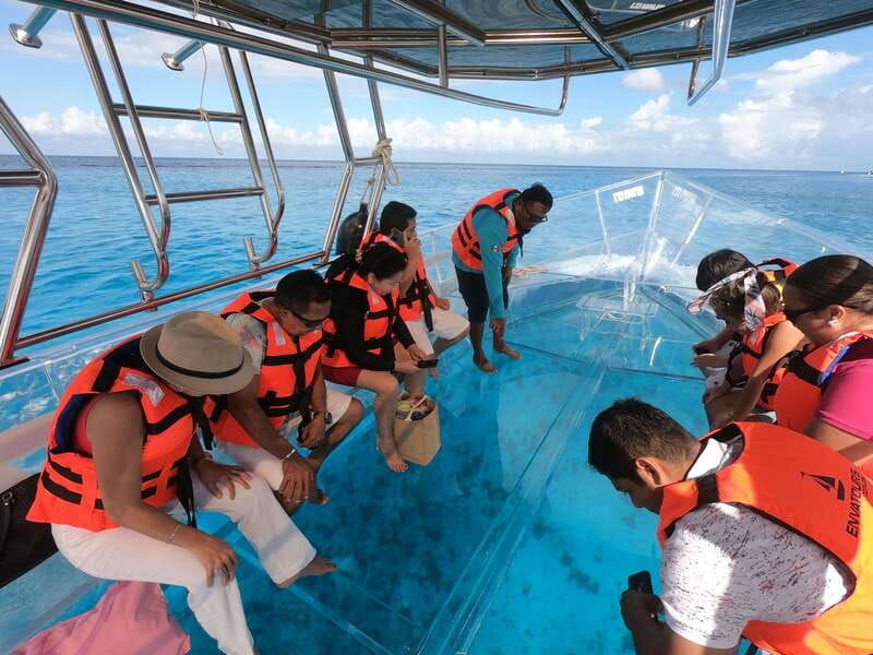 cozumel-invisible-boat-snorkeling-tour