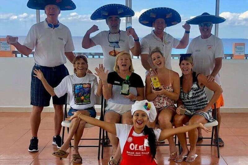 Cozumel: Salsa and Salsa Cooking and Dancing Experience - A Closer Look at the Experience