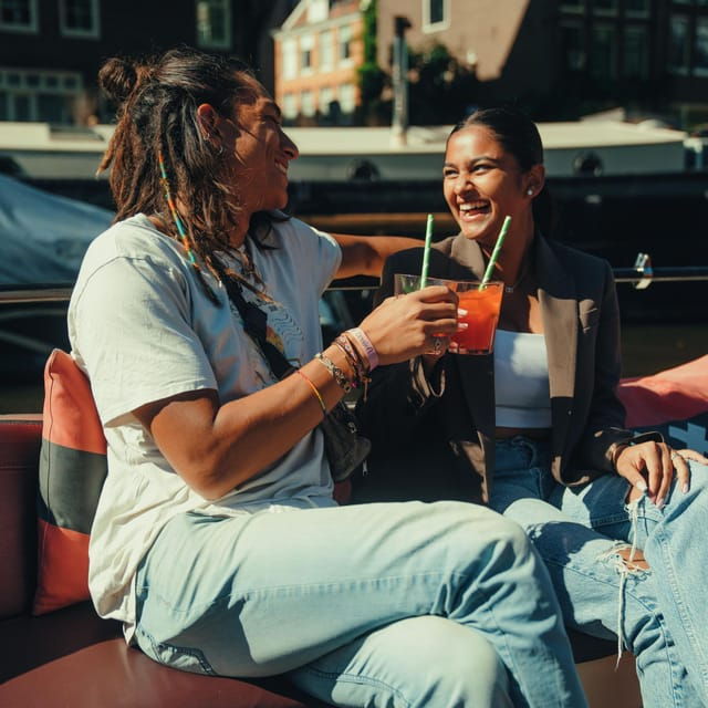 cozy-and-fun-canal-tour-a-unique-journey-through-amsterdam