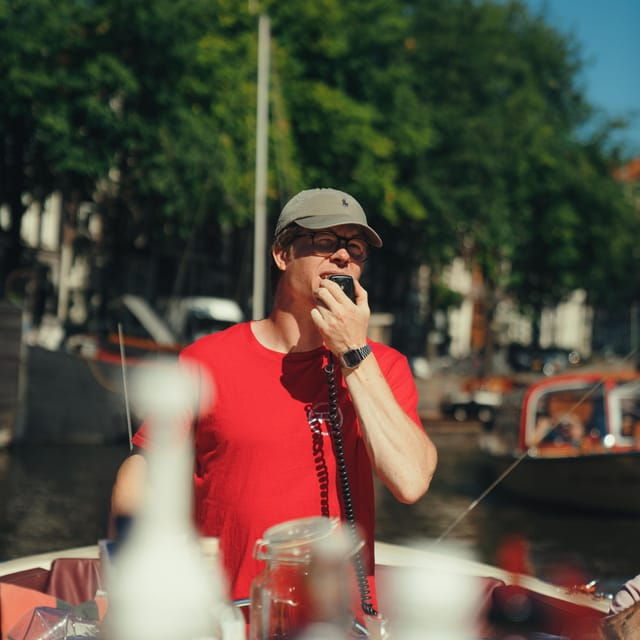 cozy-and-fun-canal-tour-a-unique-journey-through-amsterdam
