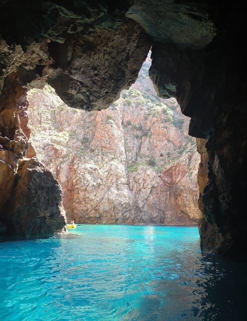 Crabonaxa: Stand up paddle SELLA Diavolo Poetto Calamosca - Practical Tips for Your SUP Day