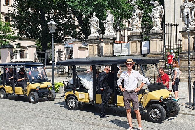 cracow-guided-full-tour-by-golf-cart-family-discount