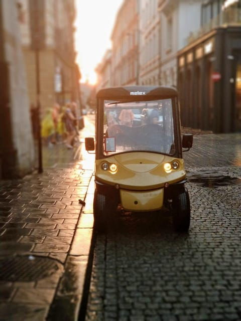 cracow-jewish-quarter-and-ghetto-sightseeing-golf-cart-tour