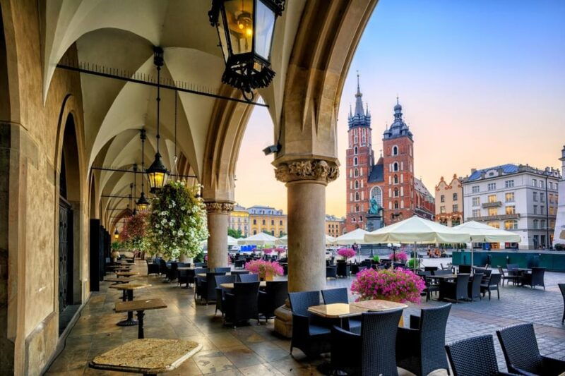 cracow-wawel-castle-cathedral-rynek-underground-lunch