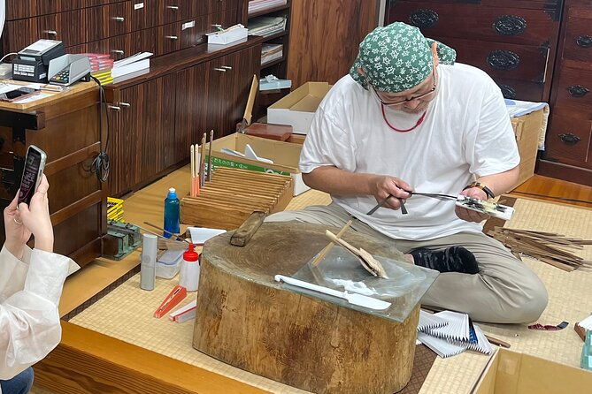 craft-your-own-folding-fan-with-a-japanese-fan-making-expert