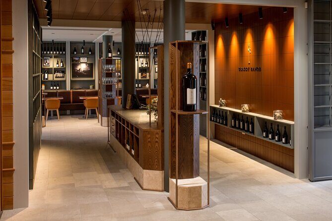 Craggy Range Deluxe - Hawke's Bay Wine Tour - Te Mata Peak – The Viewpoint (Approx. 1 hour)