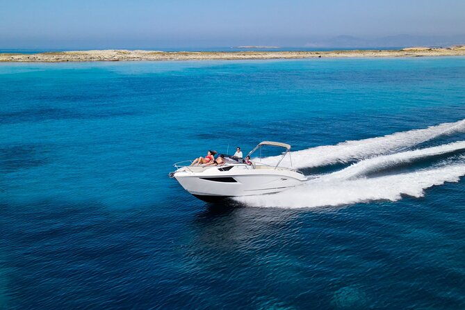 cranchi-e30-private-boat-for-10-pax-for-8-hours-in-ibiza