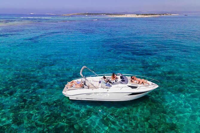 cranchi-e30-private-boat-for-10-pax-for-8-hours-in-ibiza