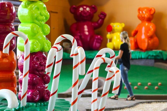 Crave Golf Club - One Course of Mini Golf - Introduction