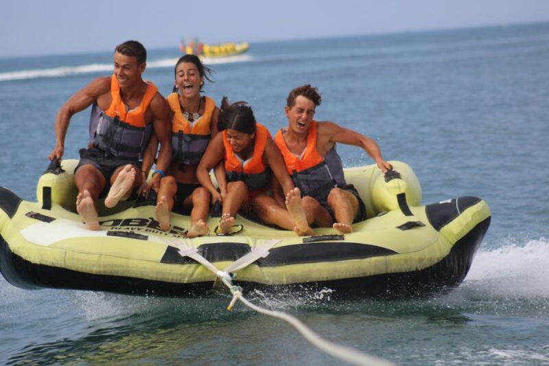 crazy-sofa-ride-armacao-de-pera