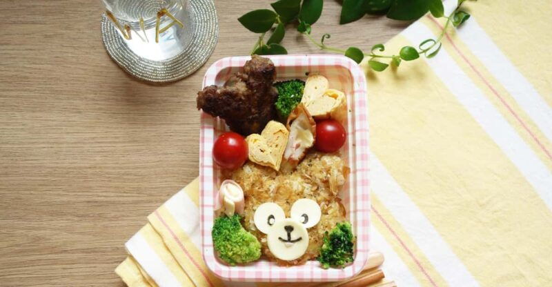 create-a-kawaii-teddy-bear-bento-in-tokyo