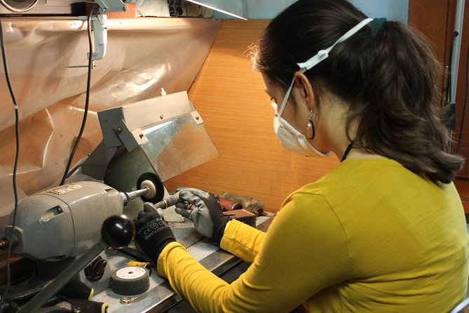 create-your-wedding-rings-course-experience-for-future-spouses