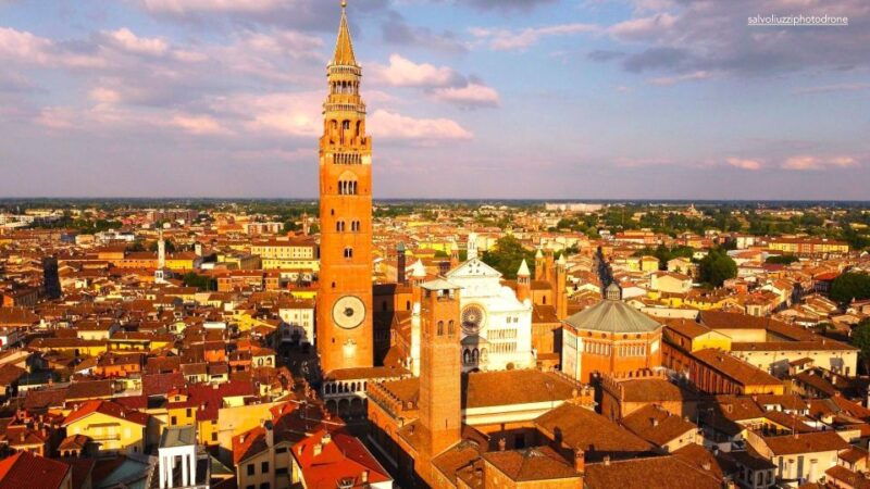 cremona-city-of-art-and-music-in-italian
