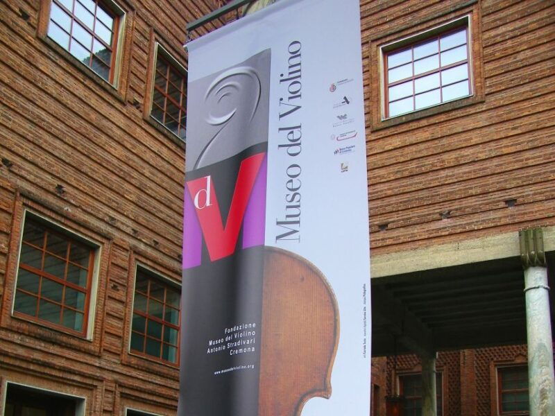 cremona-private-city-tour-with-licensed-tour-guide