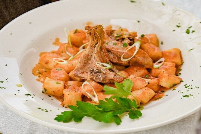 cres-food-tour-with-a-local-guide