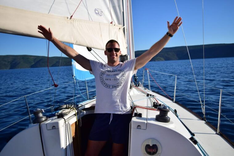 cres-sailing-experience-day-trip