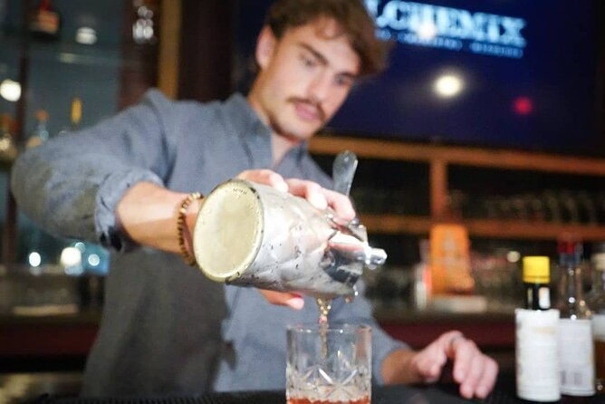crescent-city-cocktail-class-in-new-orleans-la