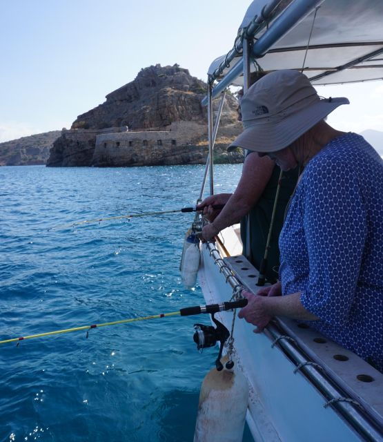 crete-fishing-swimming-boat-cruise-with-lunch-drinks