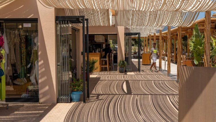 crete-full-day-tour-to-voulisma-beach