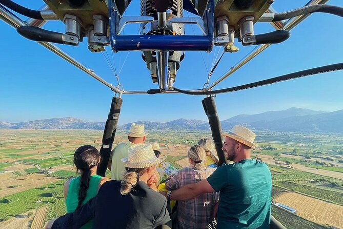 crete-hot-air-balloon-ride-in-mini-group
