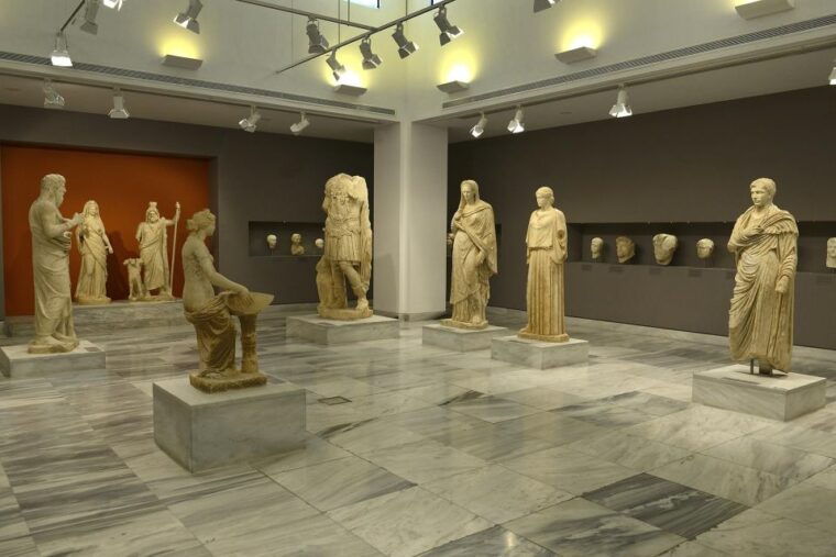 crete-knossos-palace-archaeological-museum-heraklion