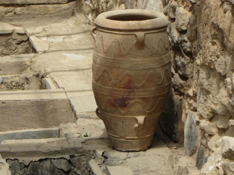 crete-knossos-palace-heraklion-guided-tour