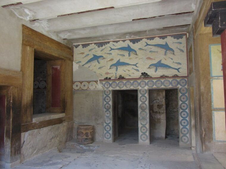 crete-knossos-palace-heraklion-guided-tour