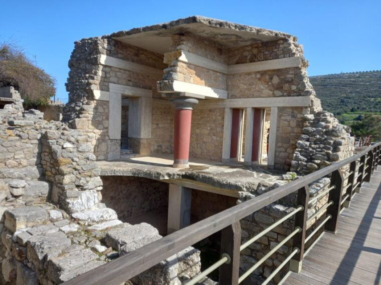crete-knossos-palace-zeus-cave-oil-mill-private-tour