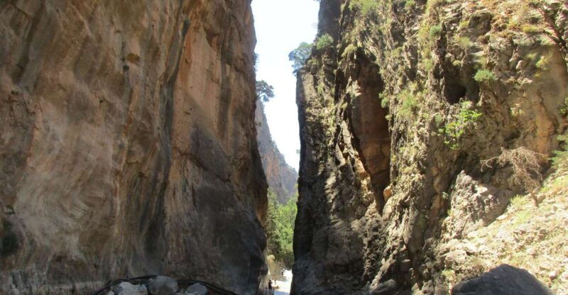 crete-private-guided-trek-to-samaria-gorge-with-transfer