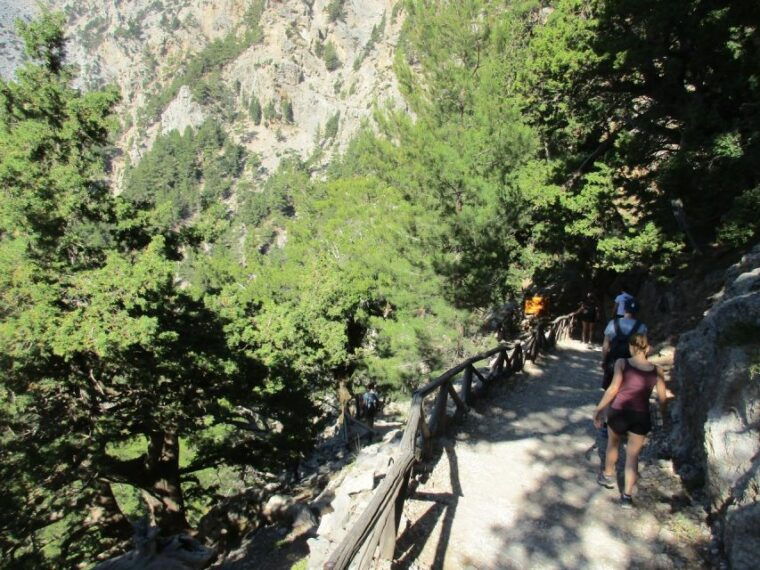 crete-private-guided-trek-to-samaria-gorge-with-transfer