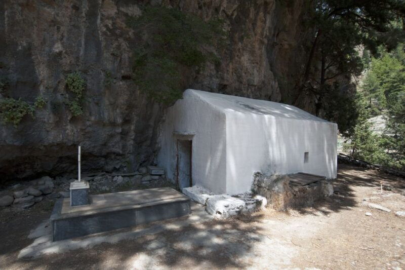 crete-samaria-gorge-hike