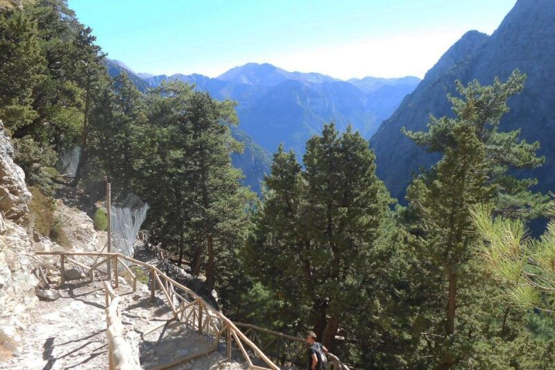 crete-samaria-gorge-hiking-with-transfer-and-expert-escort