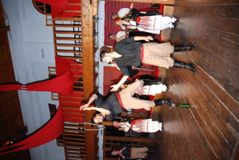 crete-traditional-dance-show-and-buffet-dinner-with-wine