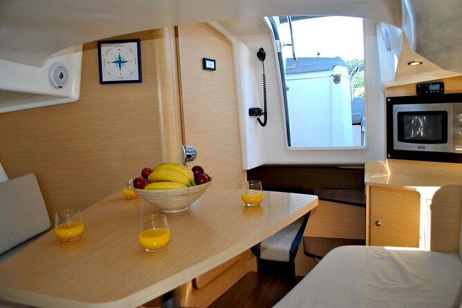 crete-yacht-cruises-6-hours-private-guided-cruise-in-ag-nikolaos-4